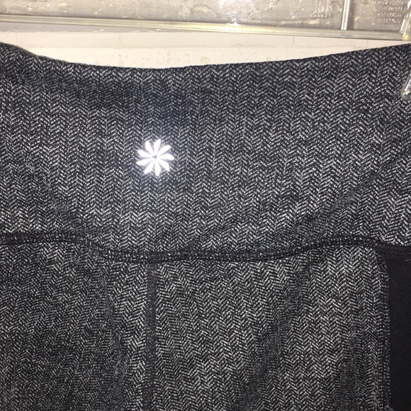 Athleta yoga style stretch pants - Picture 7 of 7